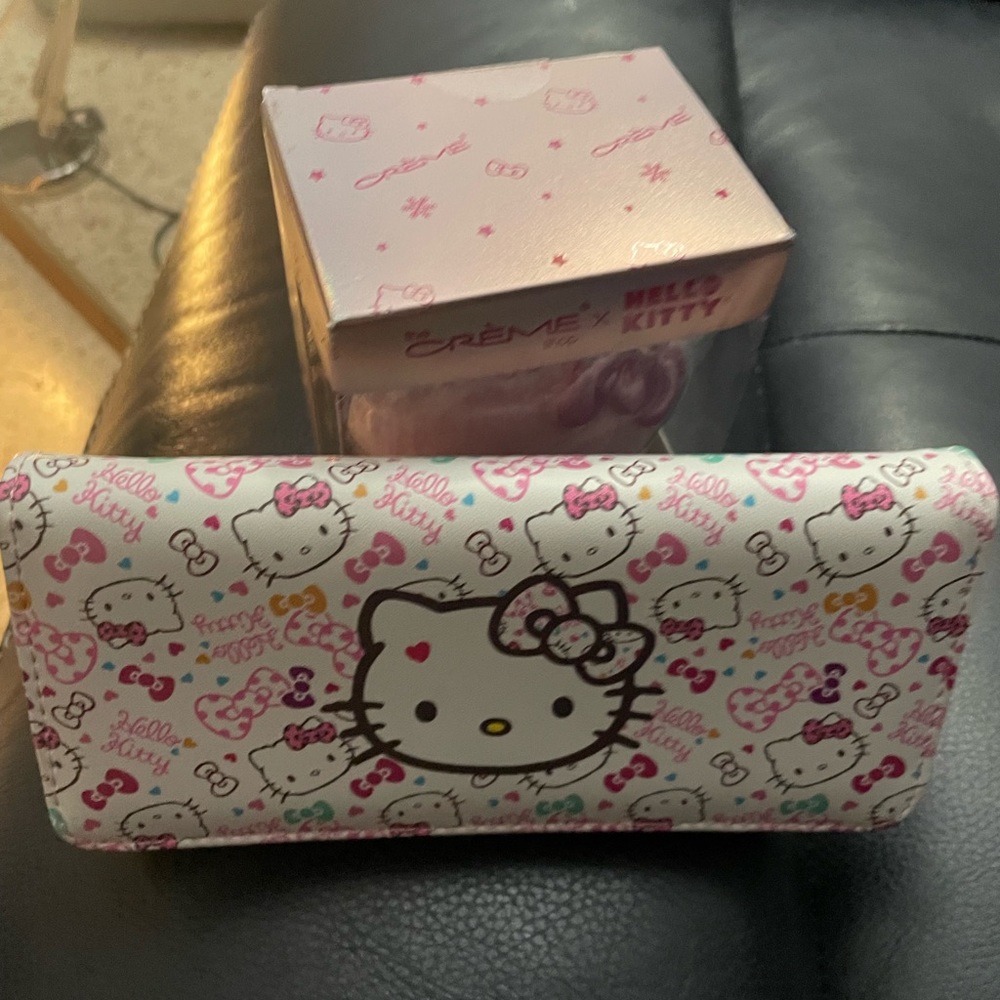 Hello kitty set - Picture 2 of 10